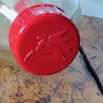 Mobil Oil MobilMix Glasflasche Benzin Zusatz Pegasus Dosierer – Bild 6